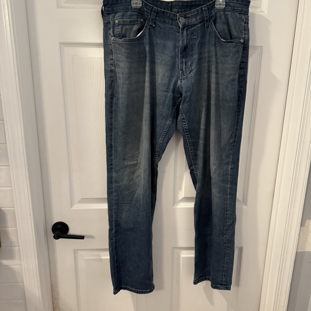IZOD‎ Men's Comfort Stretch Straight Fit Jean 36x32 ( 38x31.5) Blue Denim Jeans